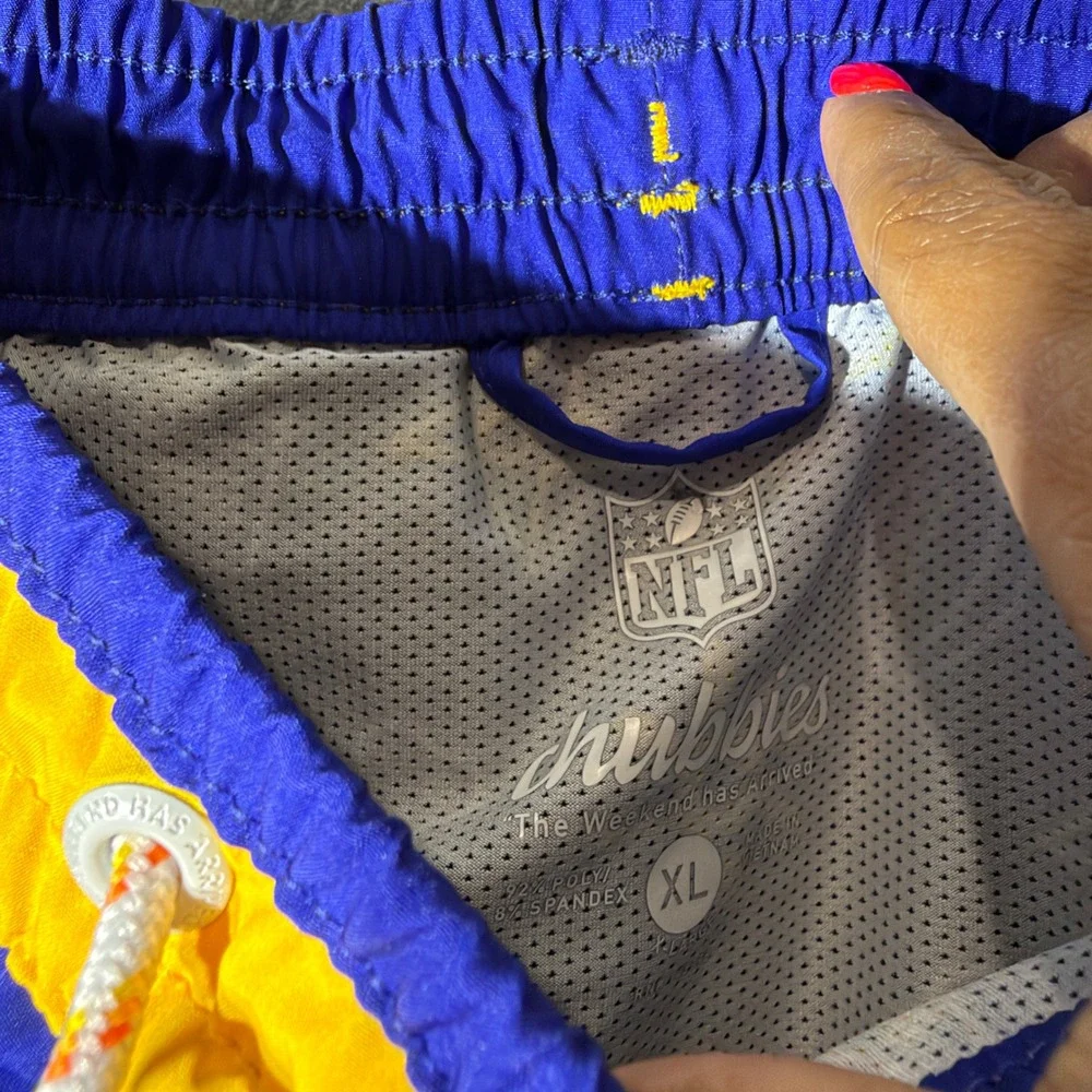 Chubbies NFL Los Angeles Rams Swim Trunks Mens XL Blue Yellow Board Shorts